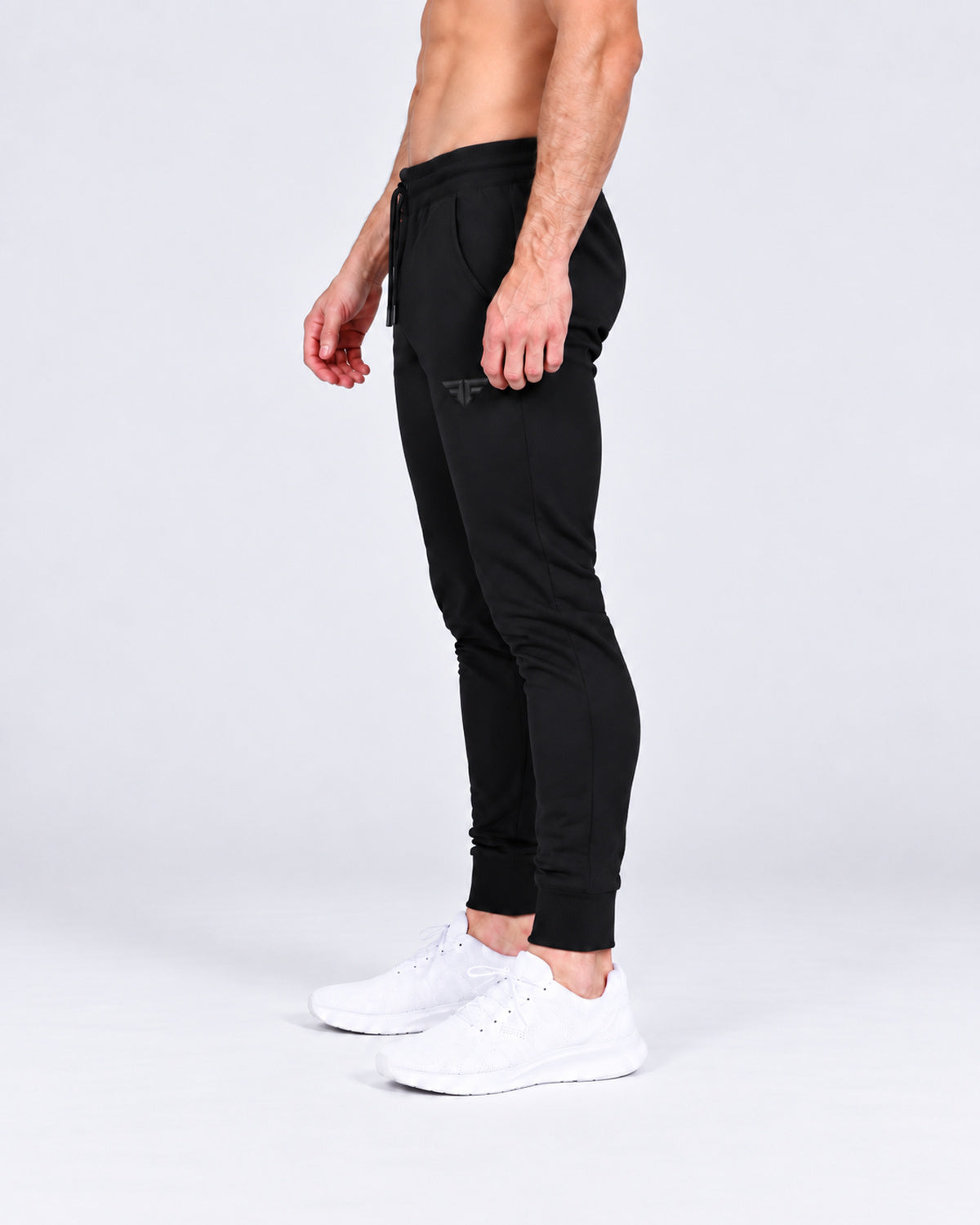 IronFit Wear Joggers-Black