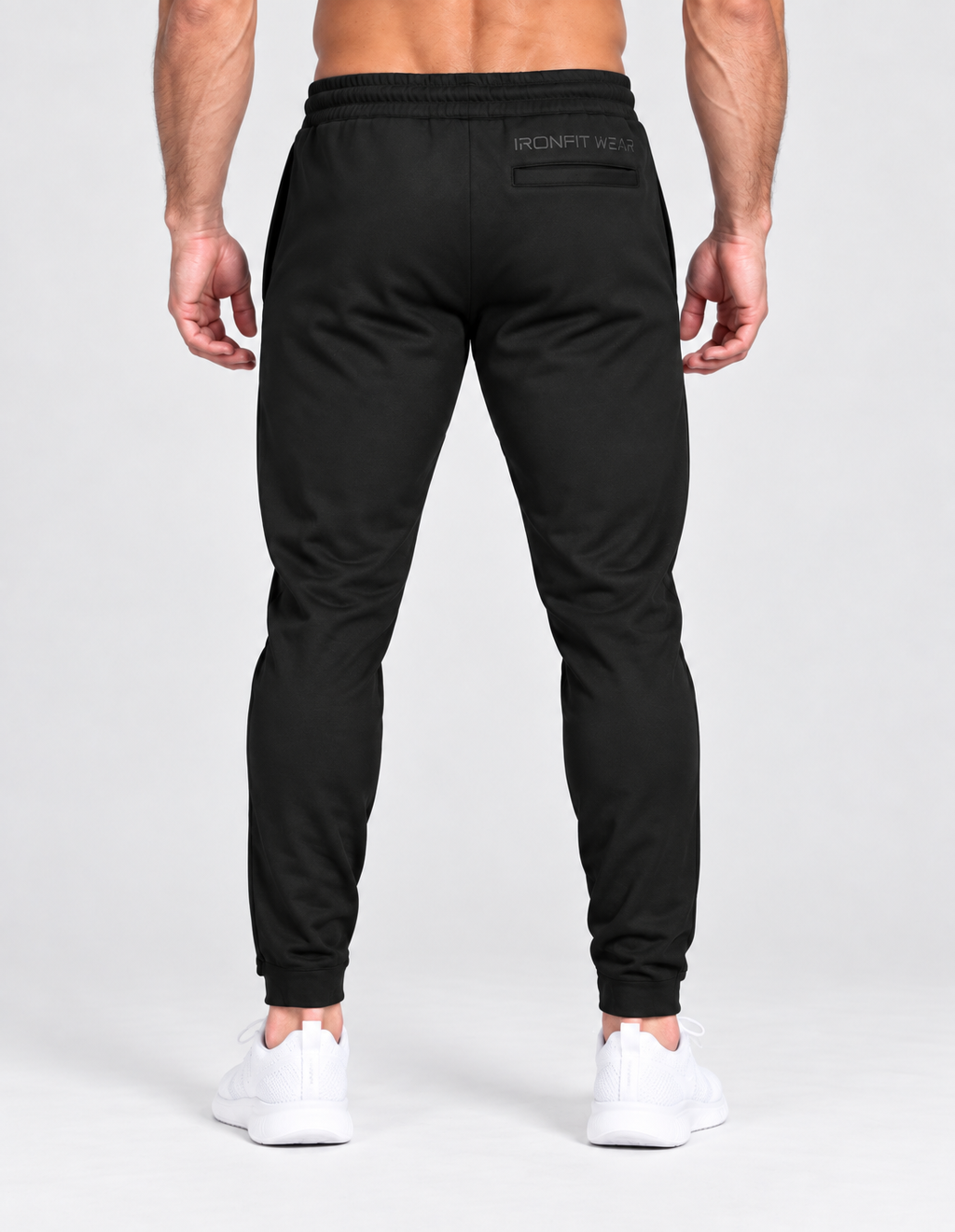 IronFit Wear Tapered Gym Pant-Black